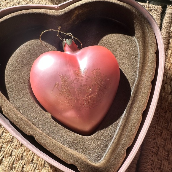 Vintage 2007 Juicy Couture Ornament - Picture 4 of 8